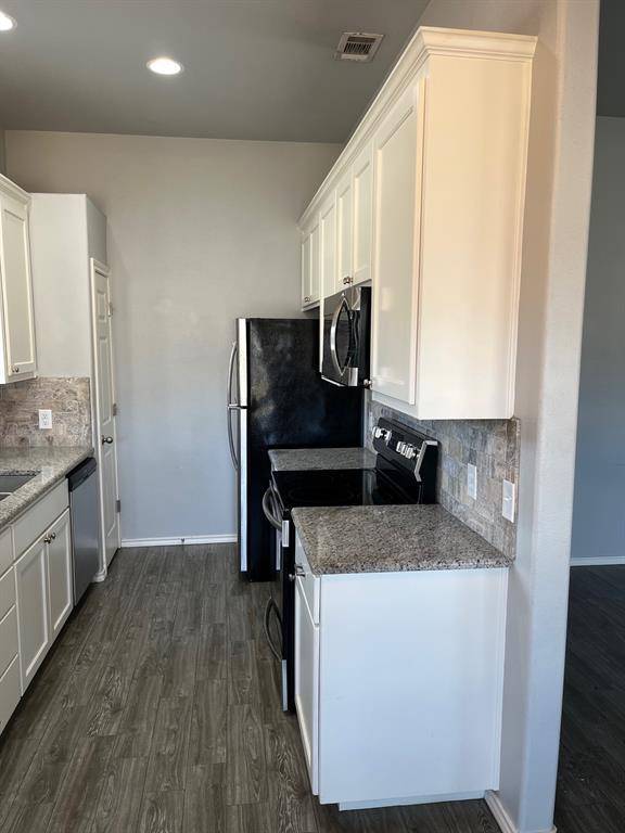 Rio Vista, TX 76093,203 E Border Street