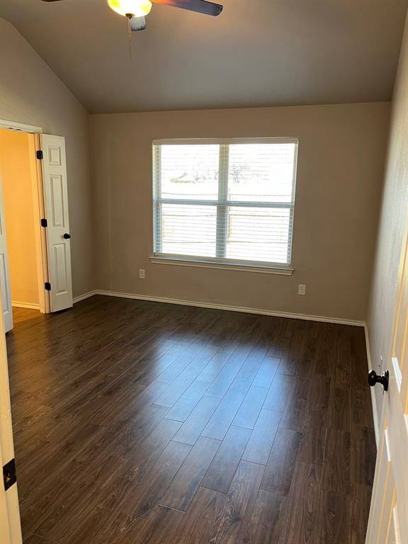 Rio Vista, TX 76093,205 E Border Street