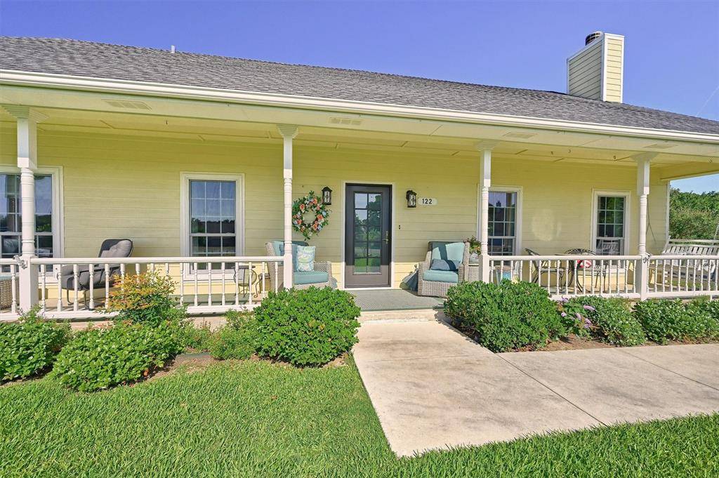 Lake Kiowa, TX 76240,122 Comanche Drive