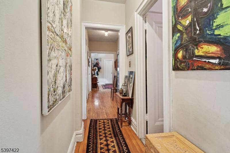 Jersey City, NJ 07307,63 Sherman Pl #E 1