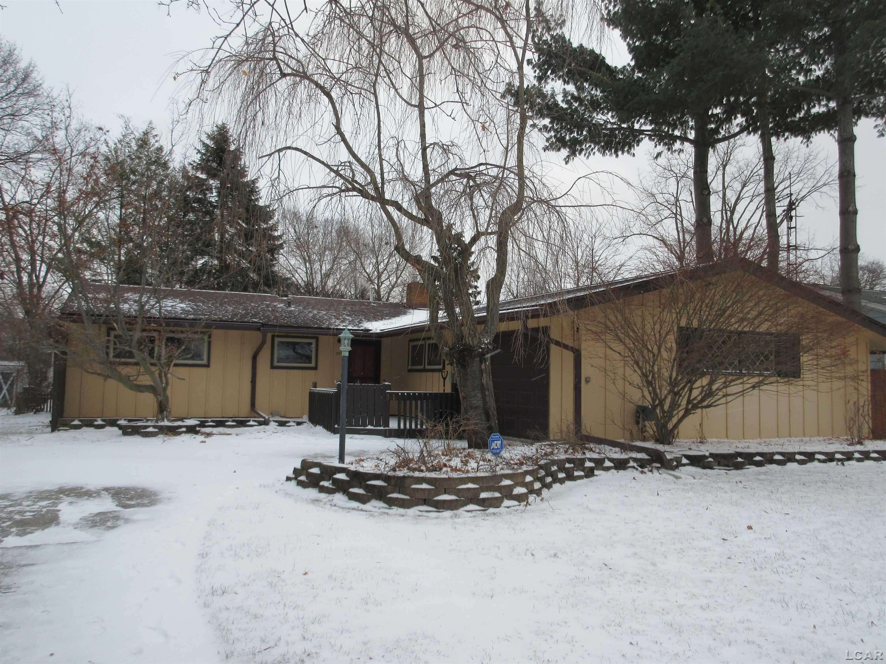 Tecumseh, MI 49286,306 N VanBuren ST