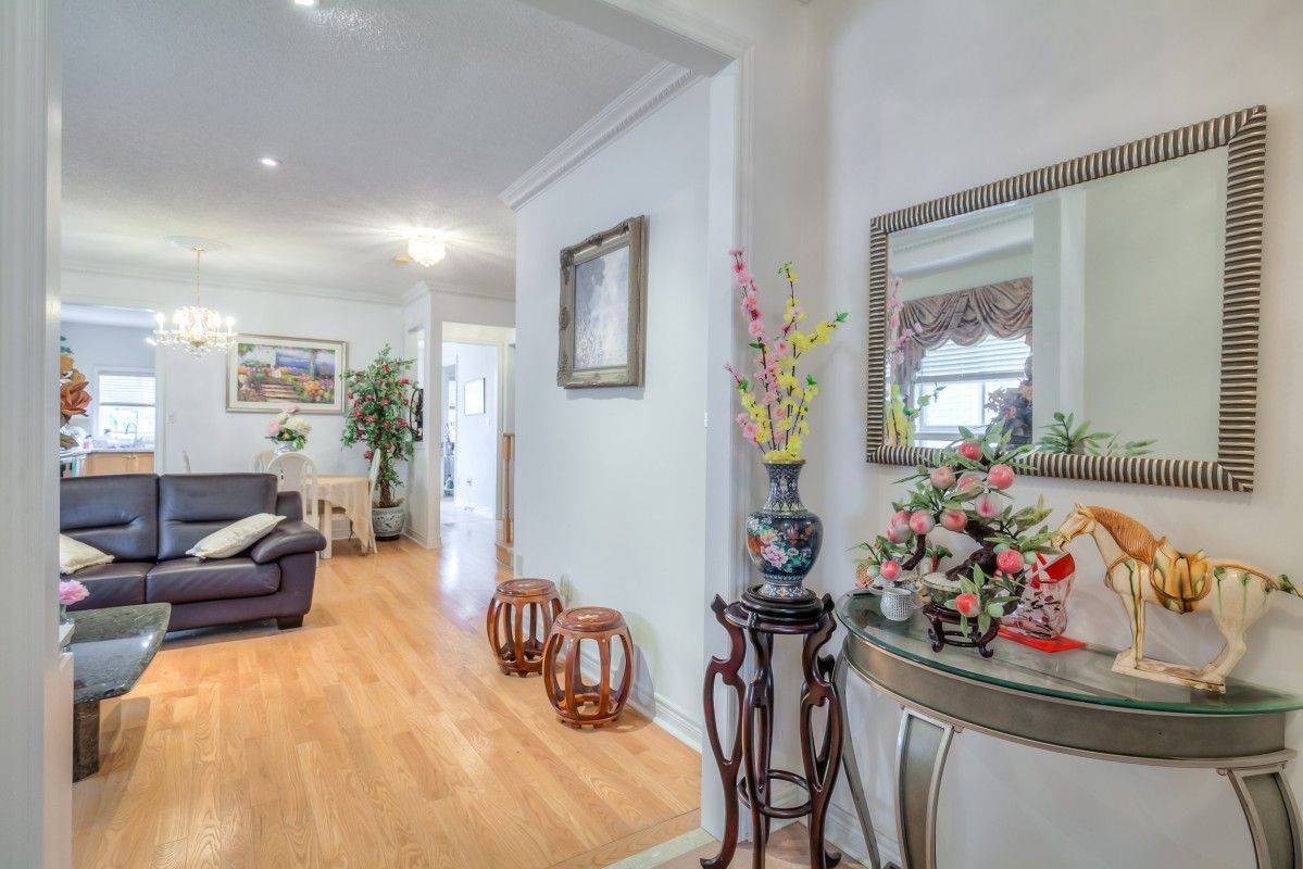 Markham, ON L6C 2Y1,343 Castlemore AVE