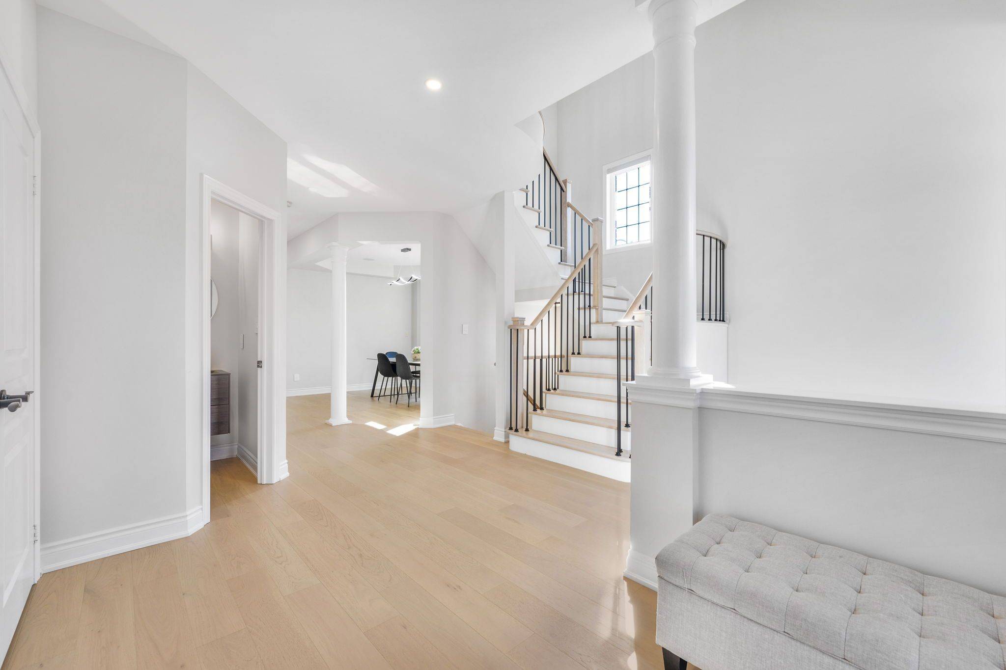 Bradford West Gwillimbury, ON L3Z 0A4,61 Milligan ST