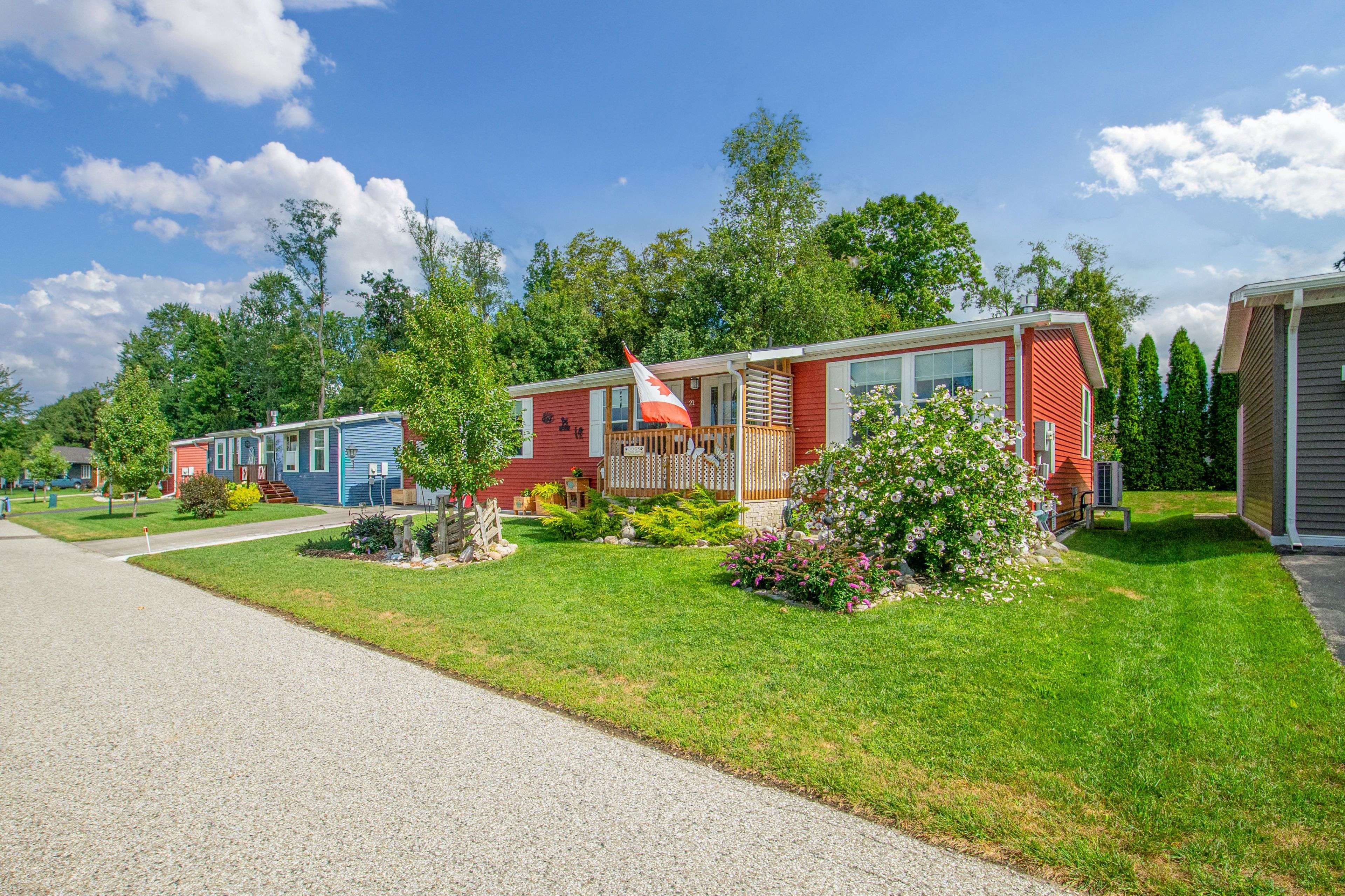 Strathroy-caradoc, ON N7G 0C5,21 Kellestine DR