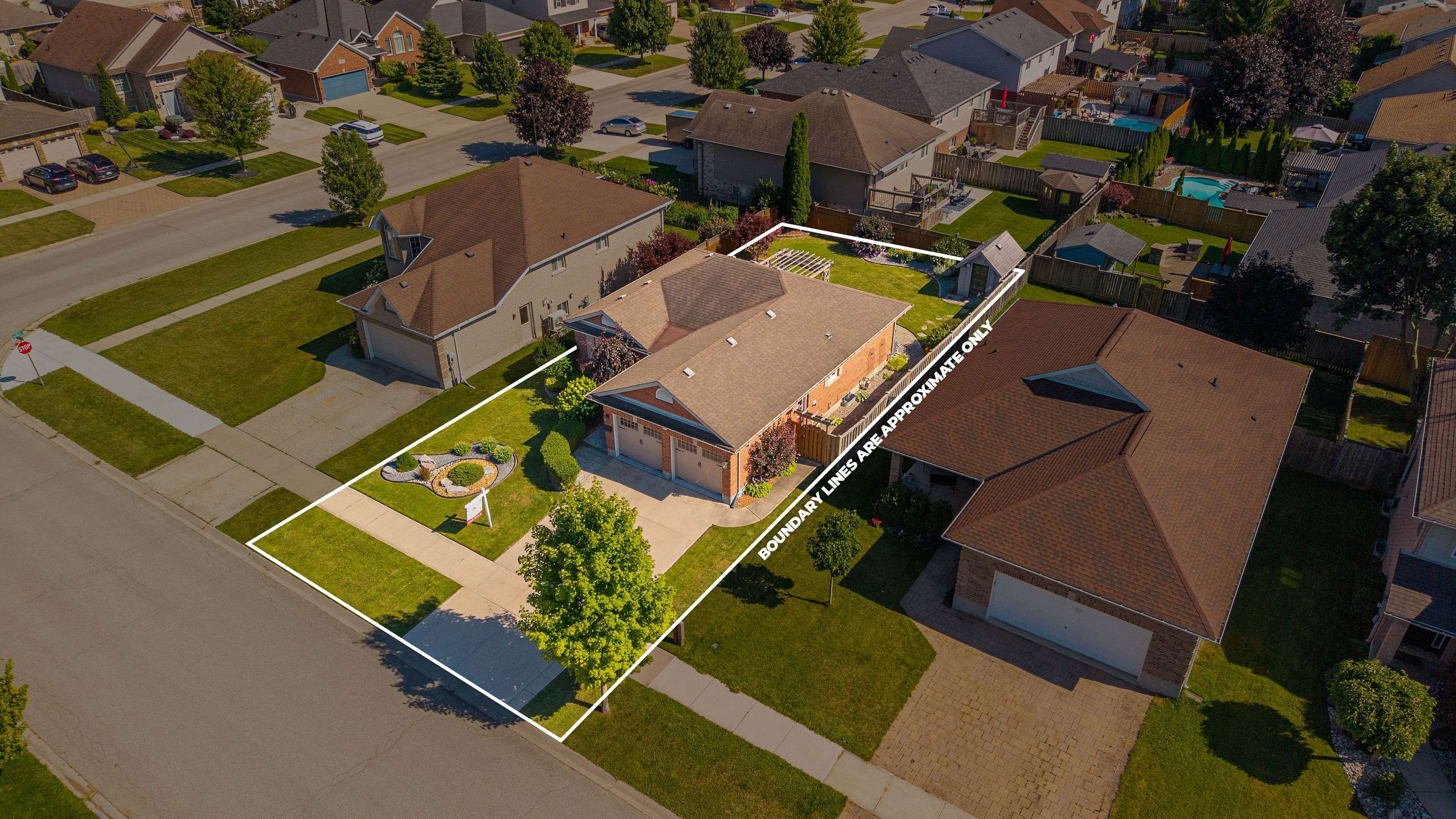 Strathroy-caradoc, ON N7G 4C8,58 Deborah DR