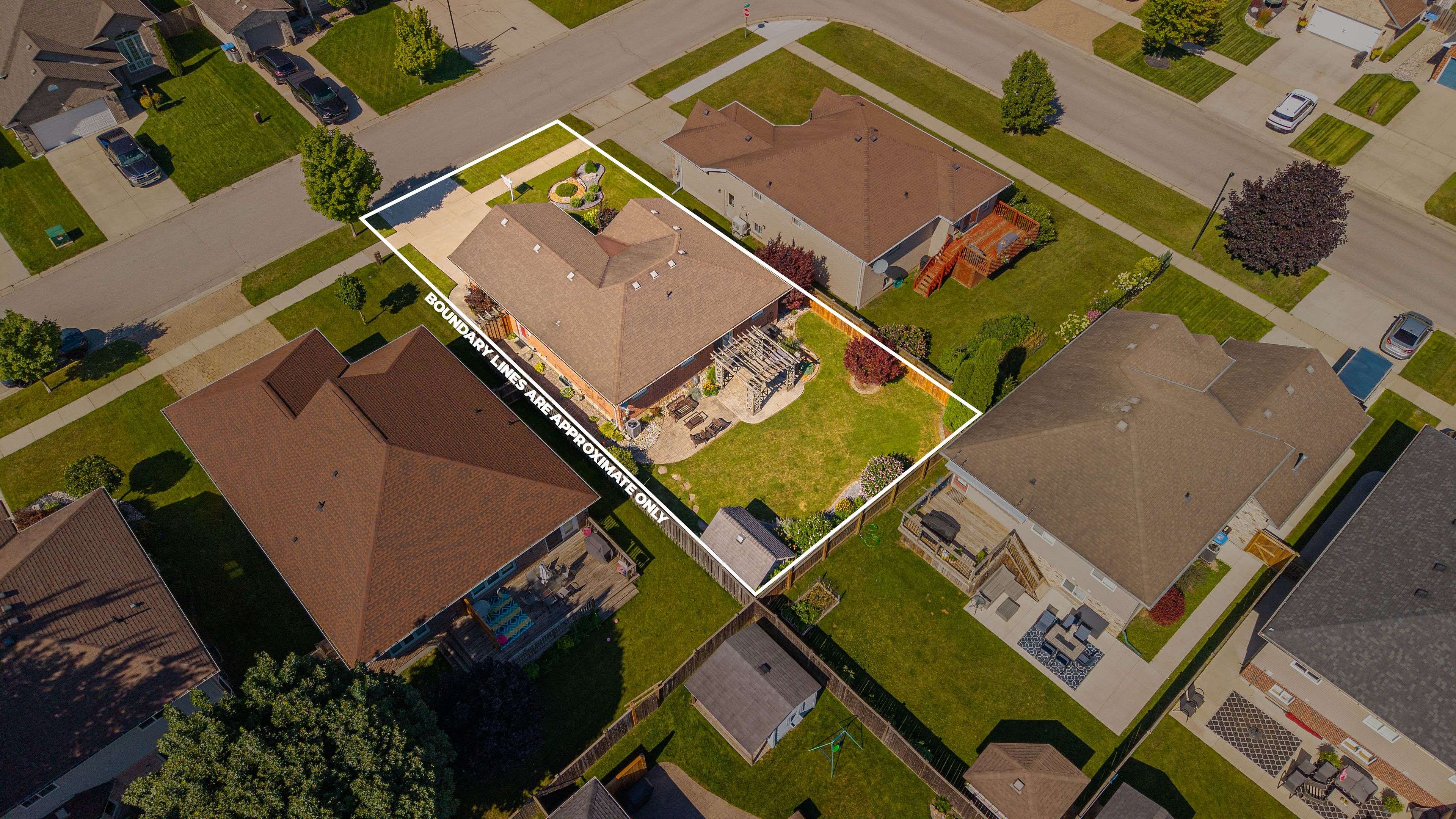 Strathroy-caradoc, ON N7G 4C8,58 Deborah DR