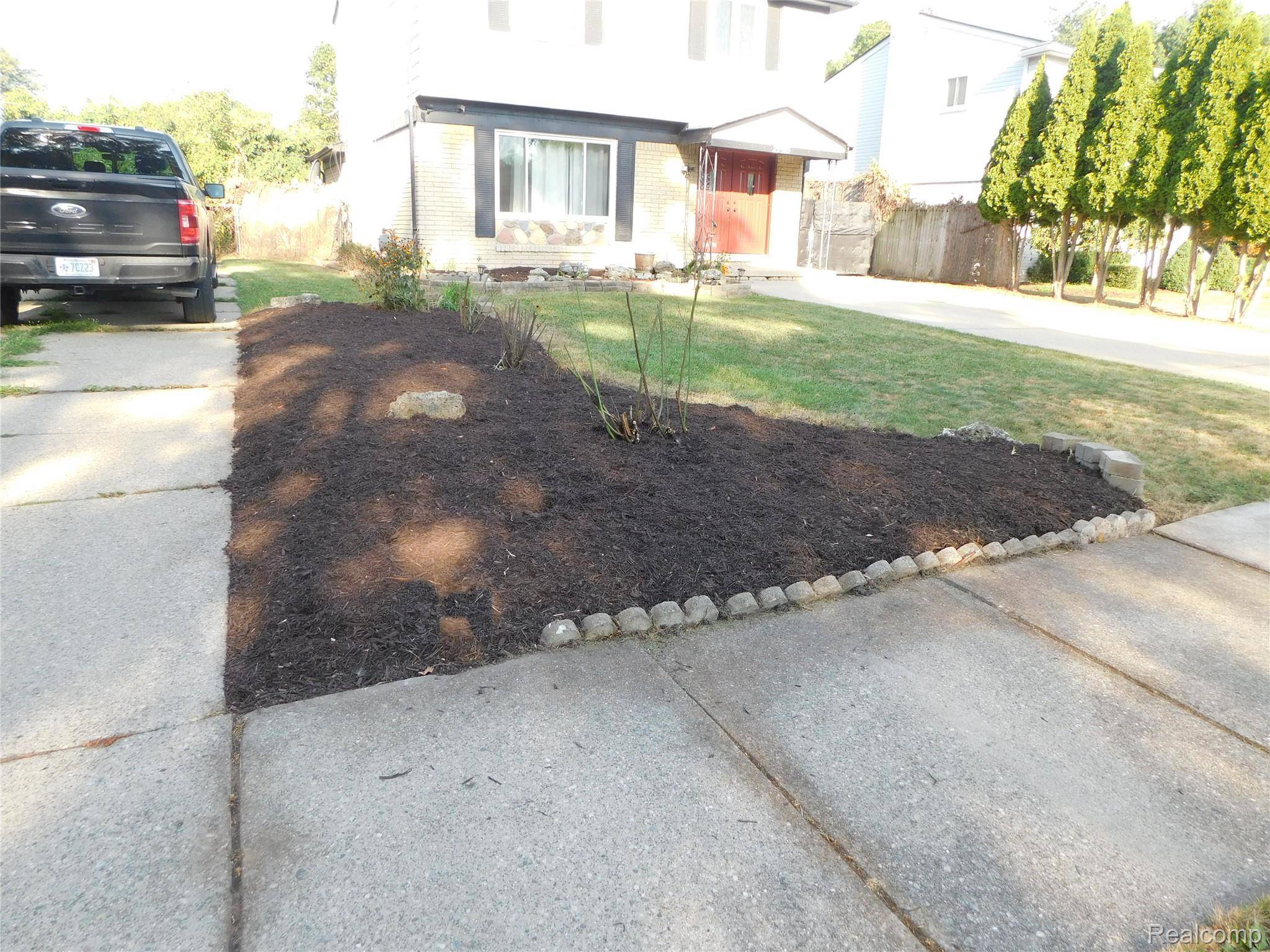 Southfield, MI 48076,29915 Everett ST