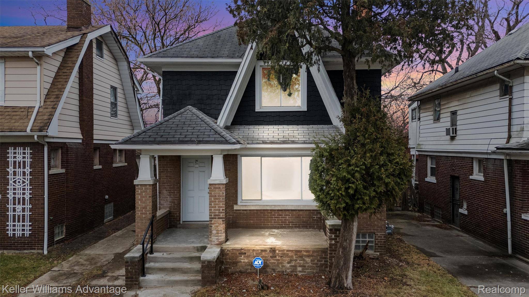 Detroit, MI 48206,2427 Highland ST