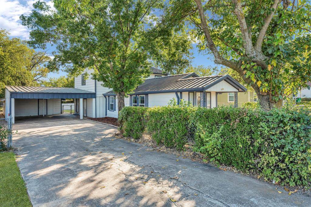 Sansom Park, TX 76114,5421 Buchanan Street