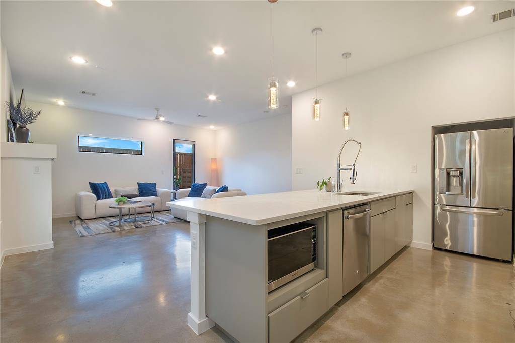 Dallas, TX 75206,2210 Lola Court