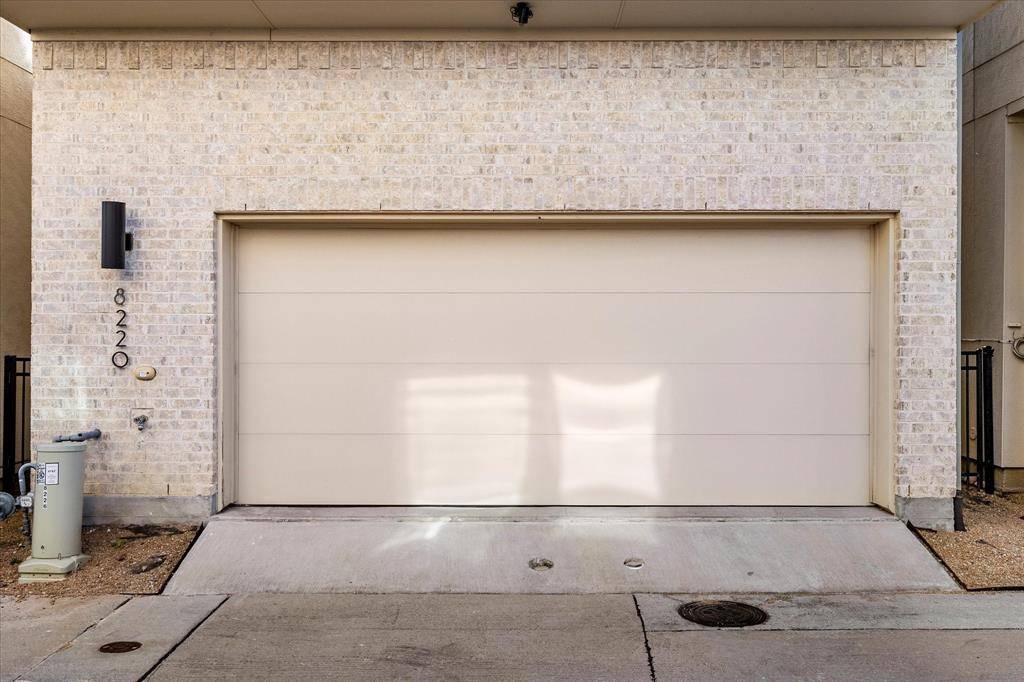 Dallas, TX 75231,8220 Callimont Drive