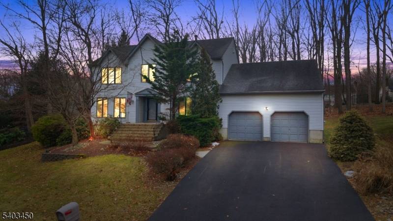 East Brunswick Twp., NJ 08816,25 Cherokee Rd