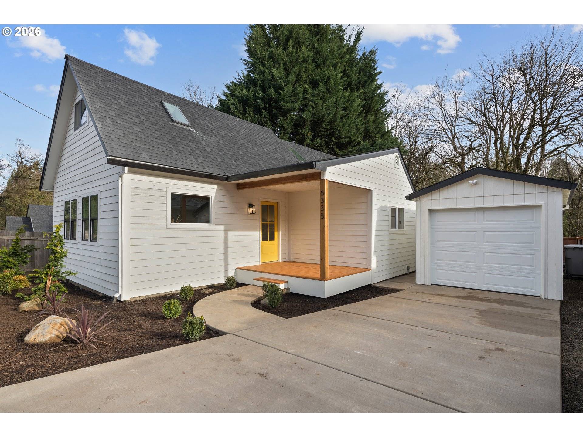 West Linn, OR 97068,6335 CAUFIELD ST