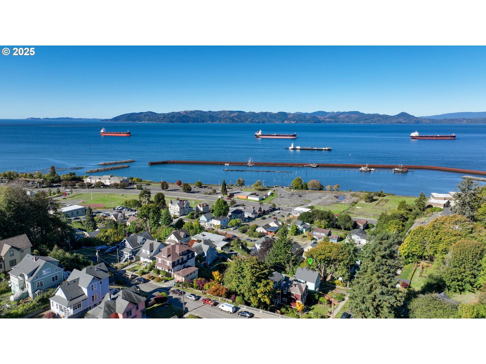 Astoria, OR 97103,501 38TH ST