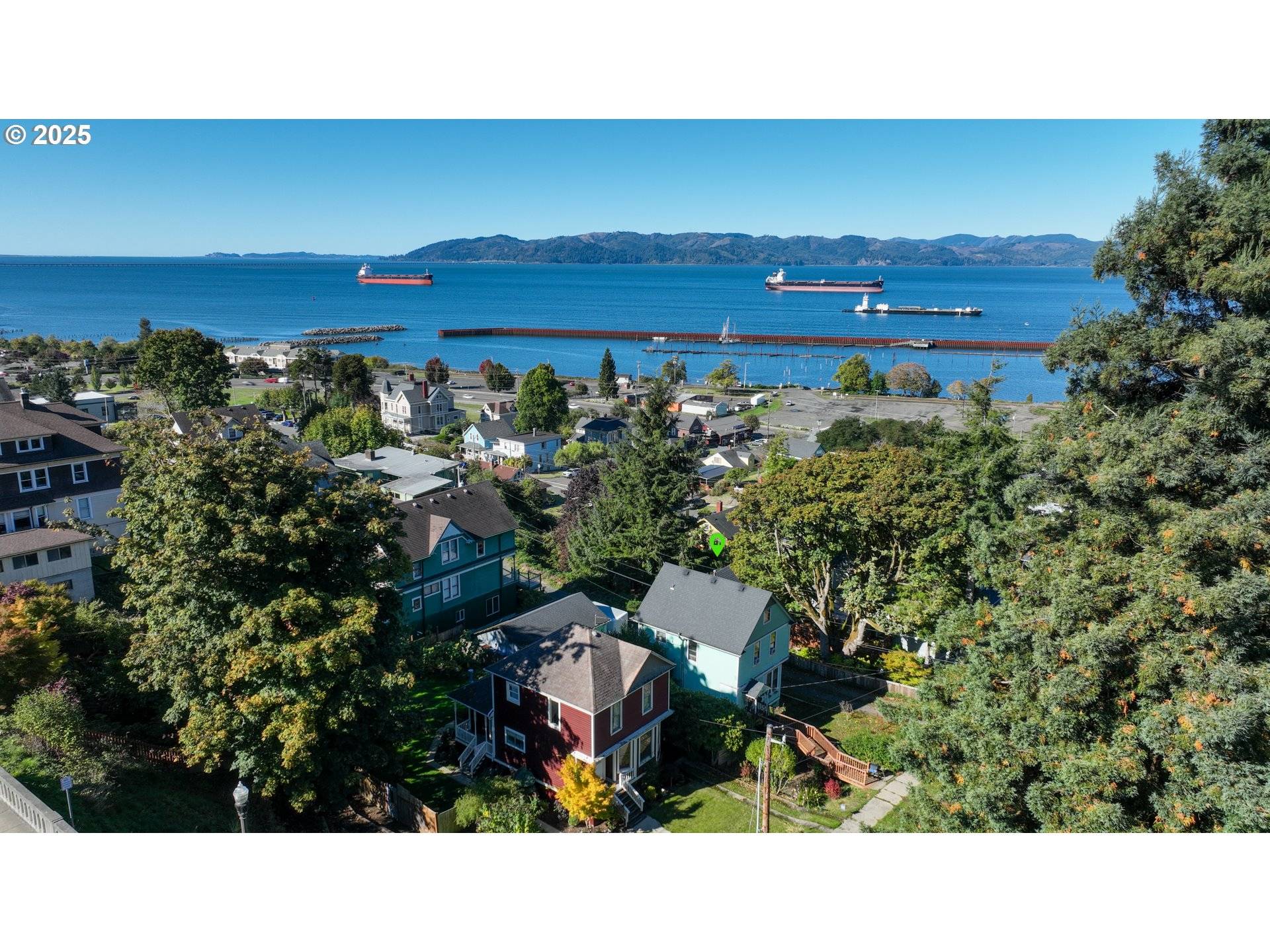 Astoria, OR 97103,501 38TH ST