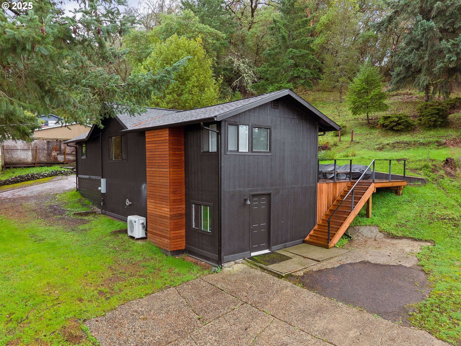 Roseburg, OR 97470,1303 SE STRONG AVE