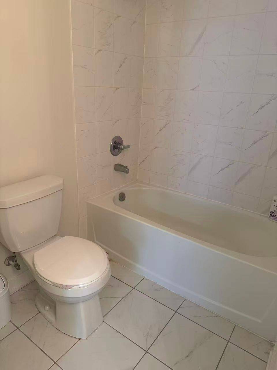 Markham, ON L6B 1P1,124 Old Oak LN