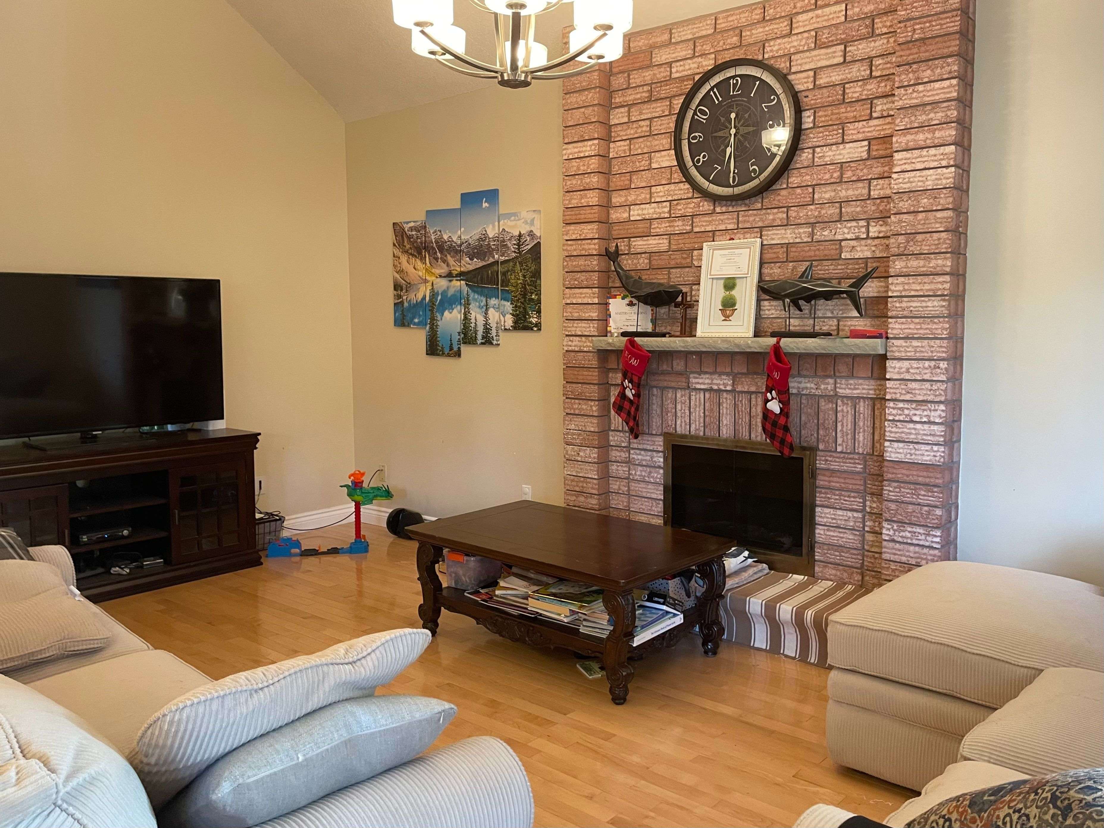 Markham, ON L3R 9L4,61 Mary Elizabeth CRES