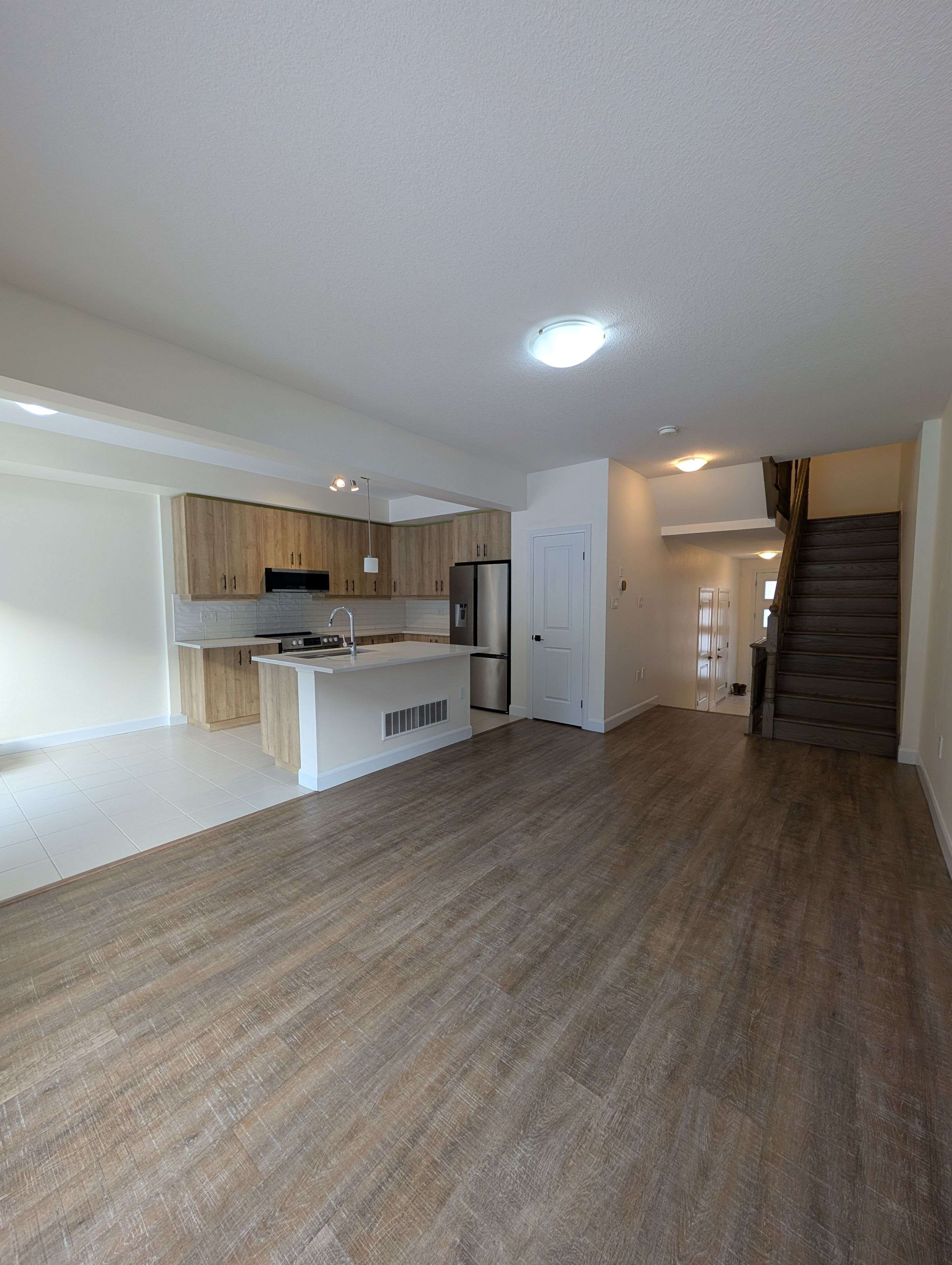 Hamilton, ON L9C 0E7,55 Southam LN