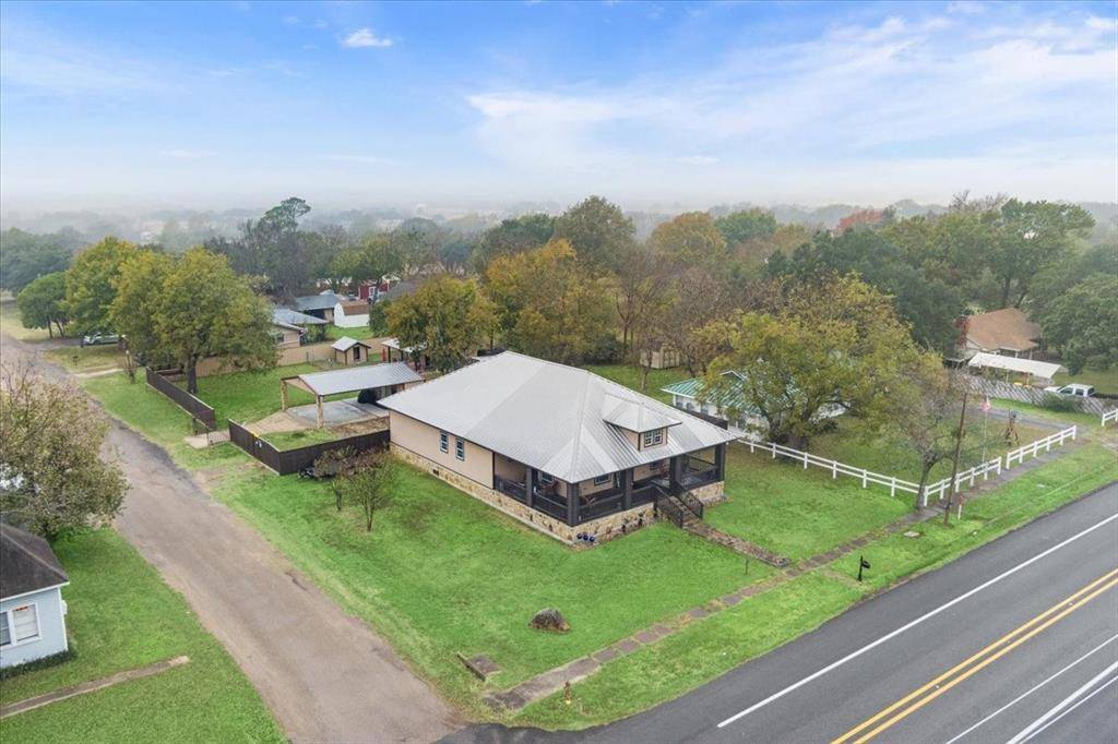 Hubbard, TX 76648,901 N Magnolia Avenue