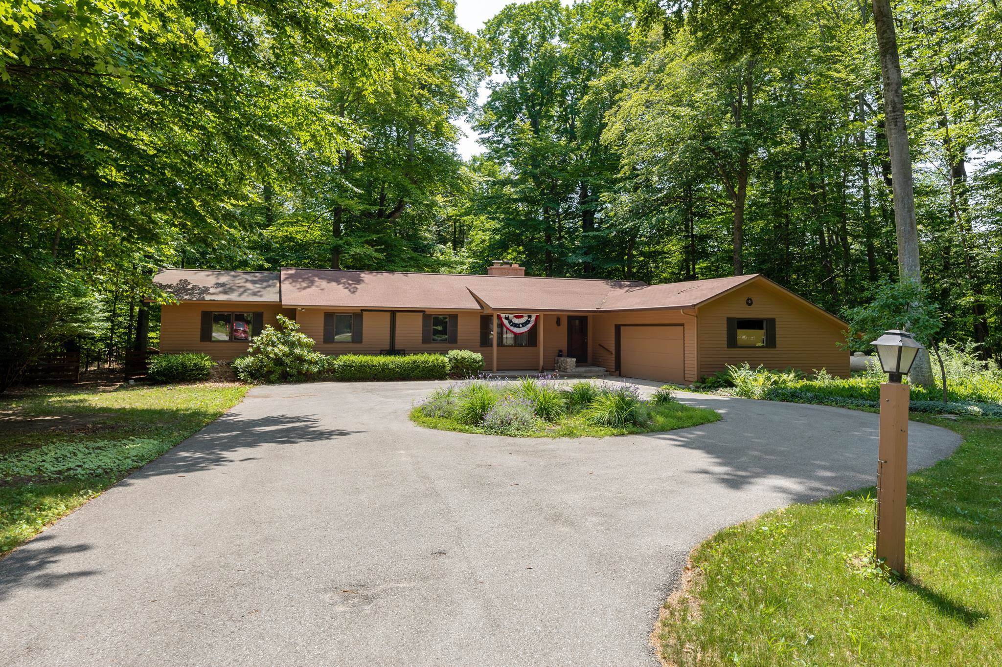 Leland, MI 49654,3862 N Trillium DR