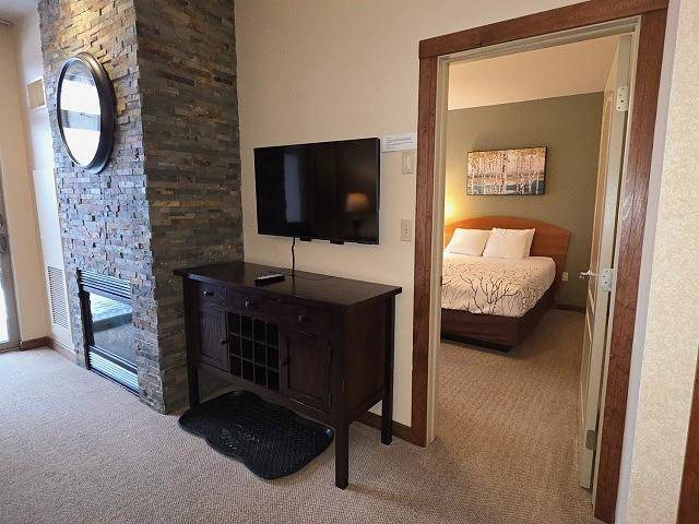 Bellaire, MI 49615,2400 Troon South