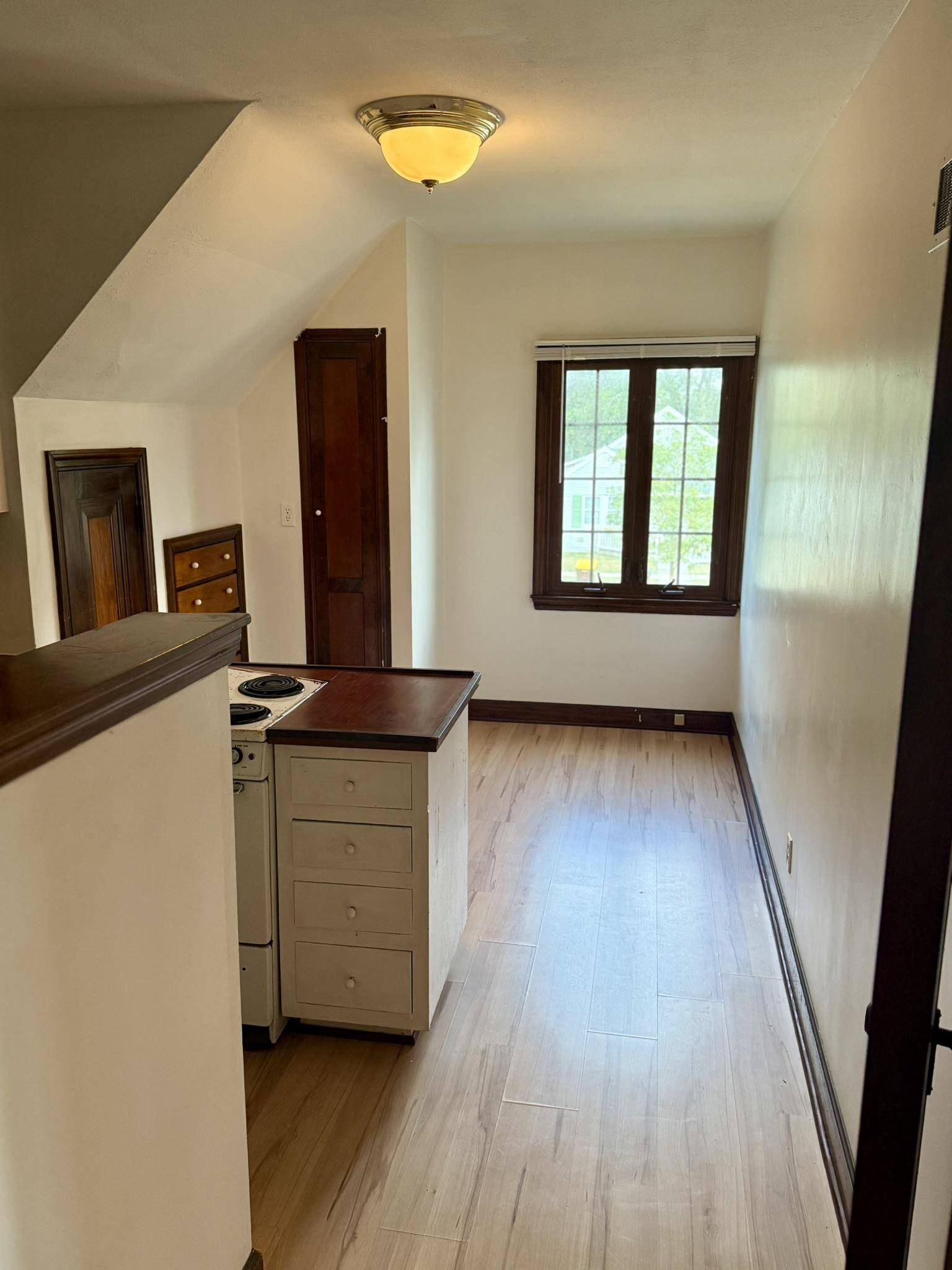 Mount Pleasant, MI 48858,706 S Arnold ST