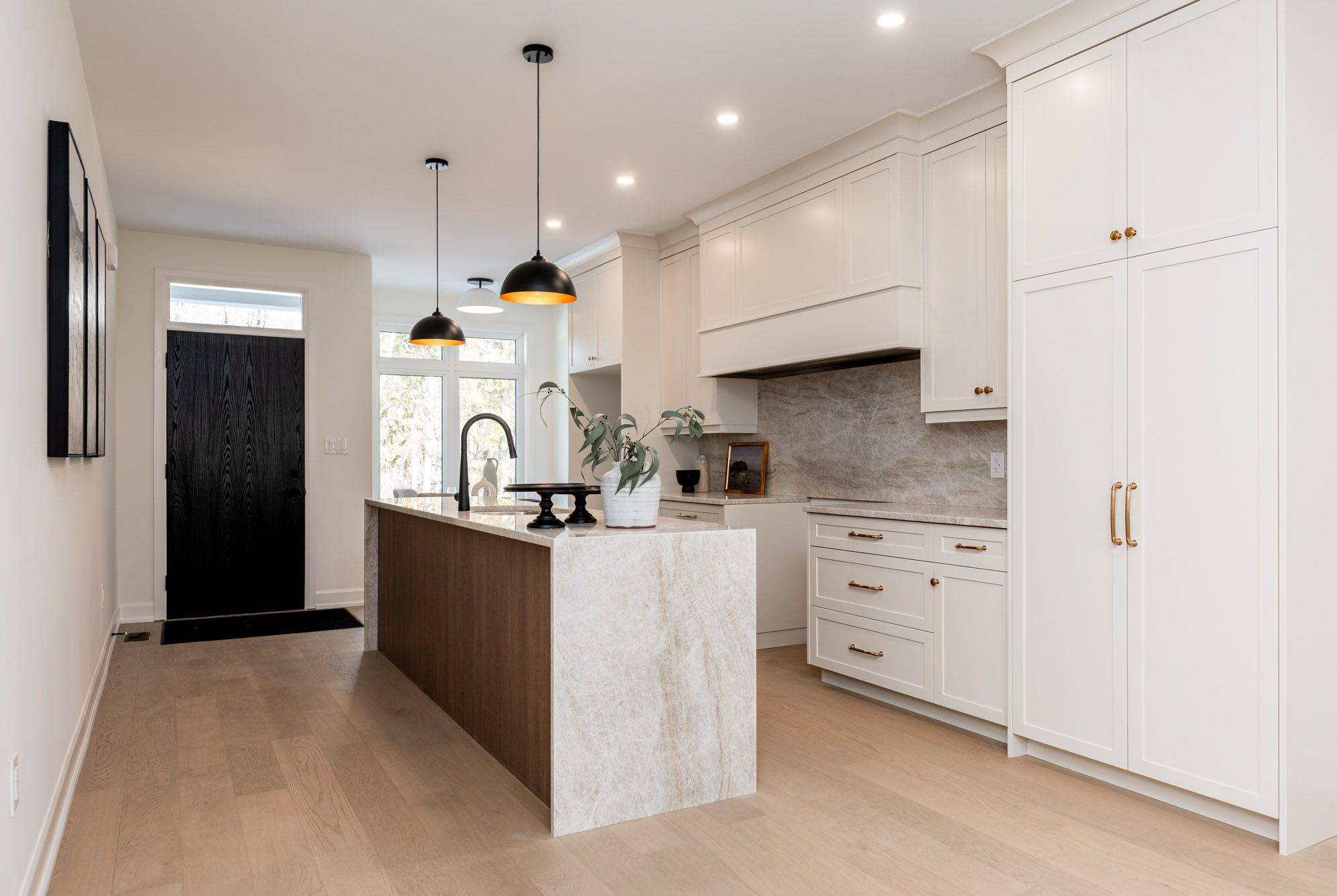 Pelham, ON L3C 3C3,11 Stickles ST