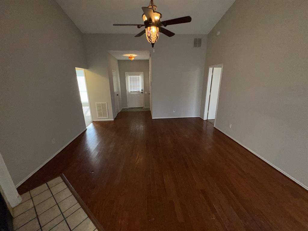 Arlington, TX 76018,207 Hibiscus Drive