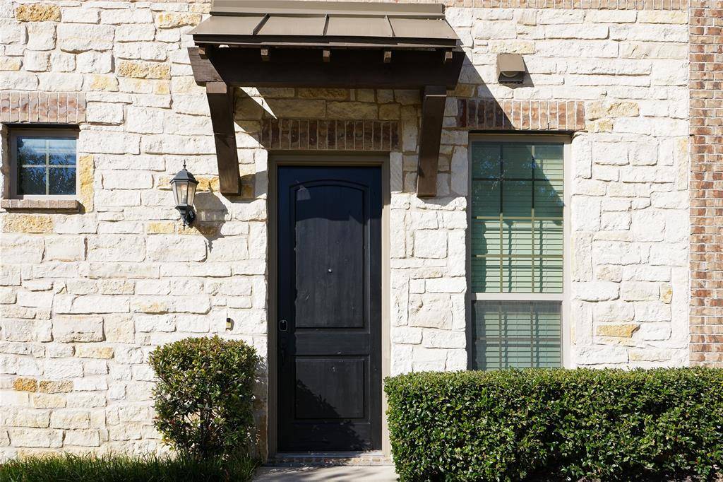 Carrollton, TX 75010,2401 Cort Drive #E