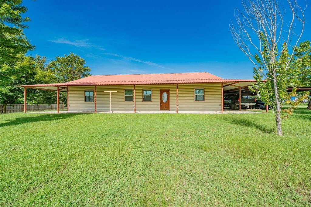 Kemp, TX 75143,19824 Highway 274