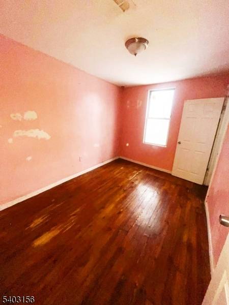 Newark City, NJ 07112,241 Hawthorne Ave