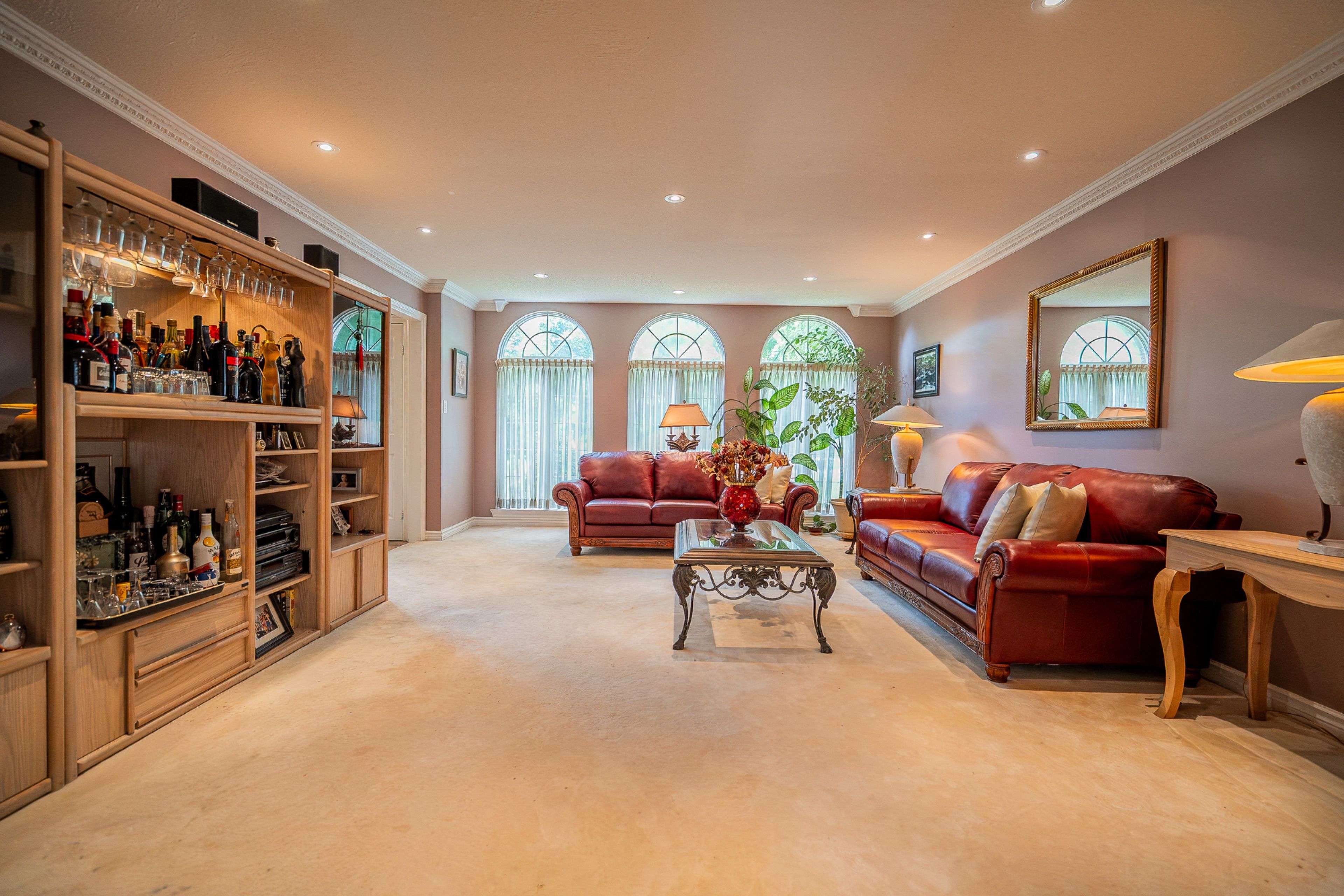 Brampton, ON L6Z 0C2,503 Conservation DR