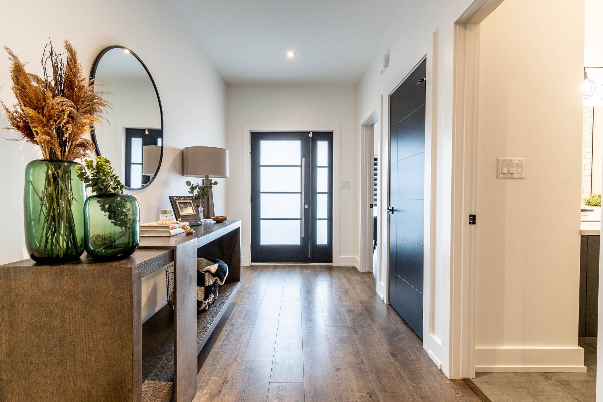 Pelham, ON L3C 3C3,8 Stickles ST