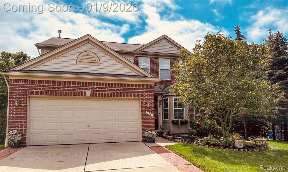 Holly, MI 48442,416 Otter Run RD