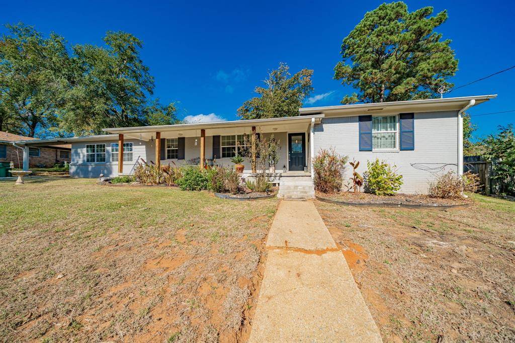 Palestine, TX 75801,207 Inwood Drive