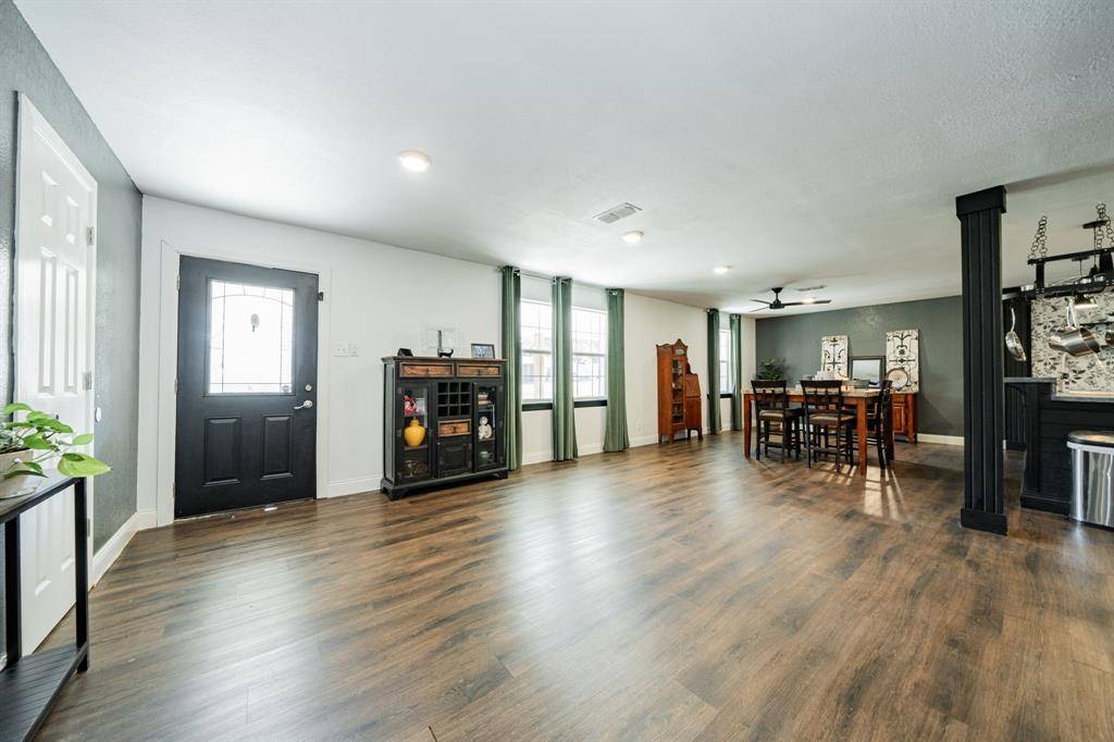 Palestine, TX 75801,207 Inwood Drive