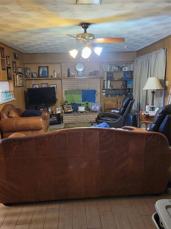 Dallas, TX 75232,1239 Misty Glen Lane