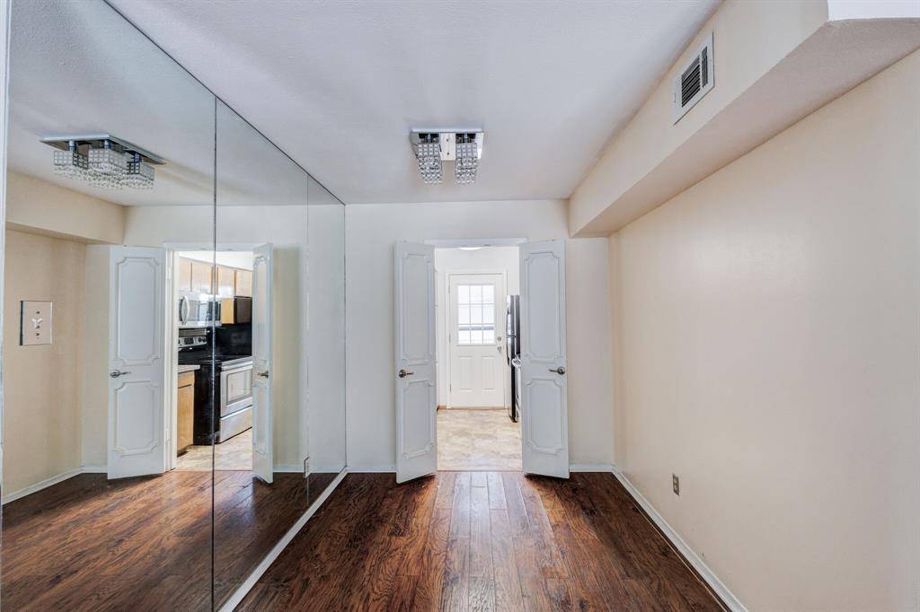 Dallas, TX 75230,12888 Montfort Drive #214