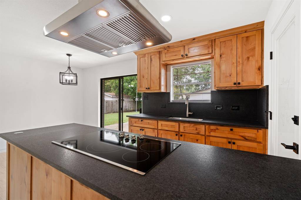 Red Oak, TX 75154,103 N Summit Street