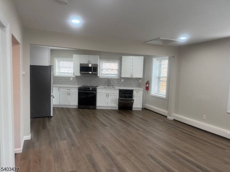 Netcong Boro, NJ 07857,11 Stoll St #1