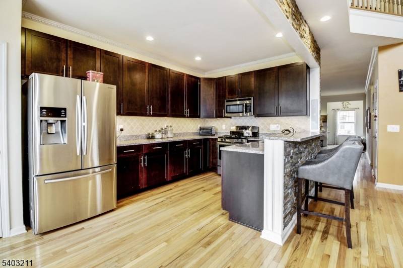 Franklin Twp., NJ 08873,4 Shadowlawn Dr