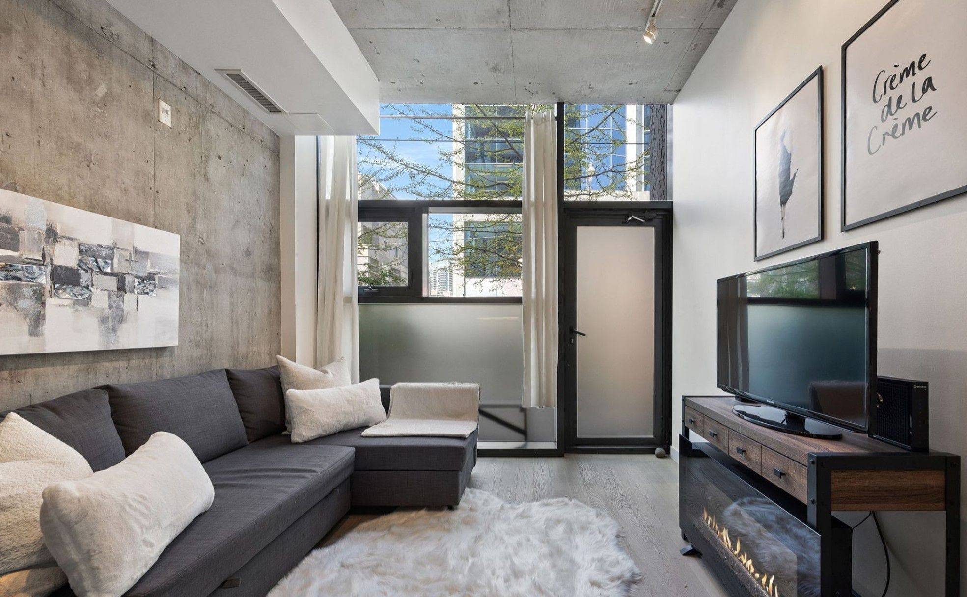 Toronto C01, ON M5V 0G3,25 Stafford ST #TH9