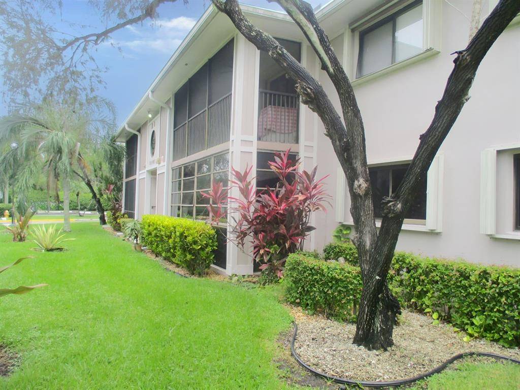 Fort Lauderdale, FL 33321,10909 W Clairmont Cir #103