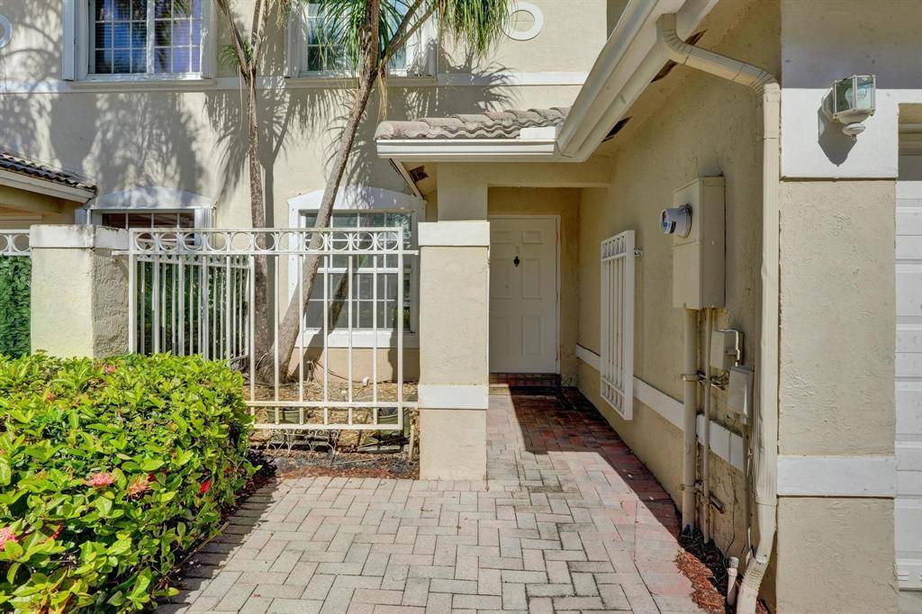 Pembroke Pines, FL 33028,2298 NW 171st Ter