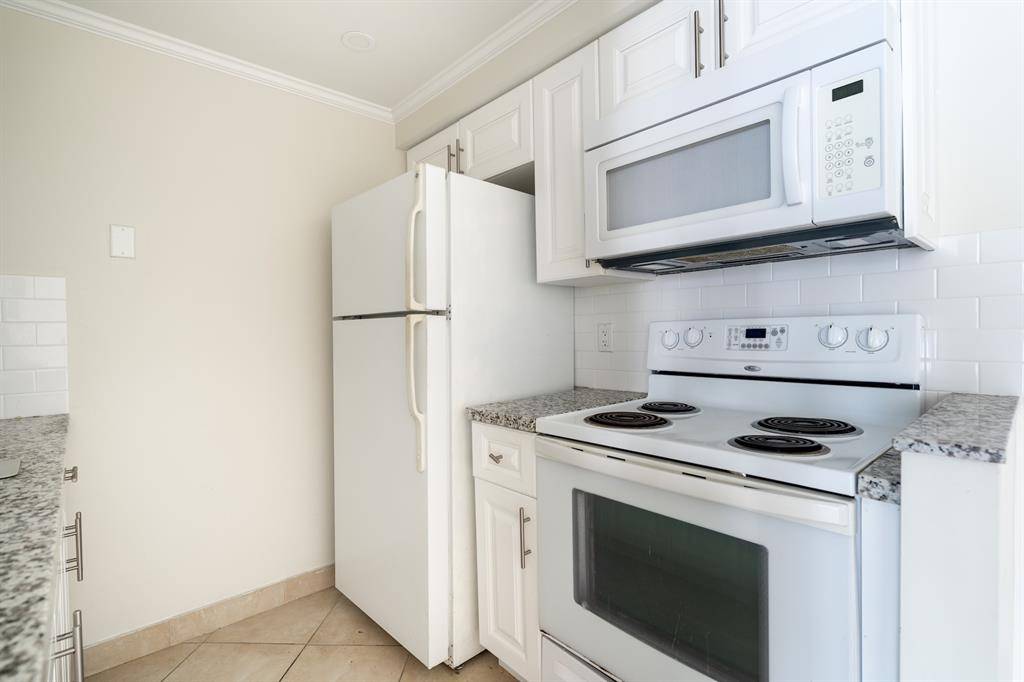 Pompano Beach, FL 33062,111 Briny Ave #1805