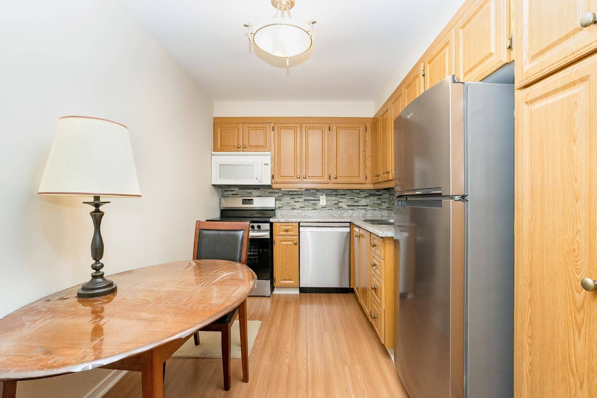 Midland, ON L4R 5B7,696 King ST #93