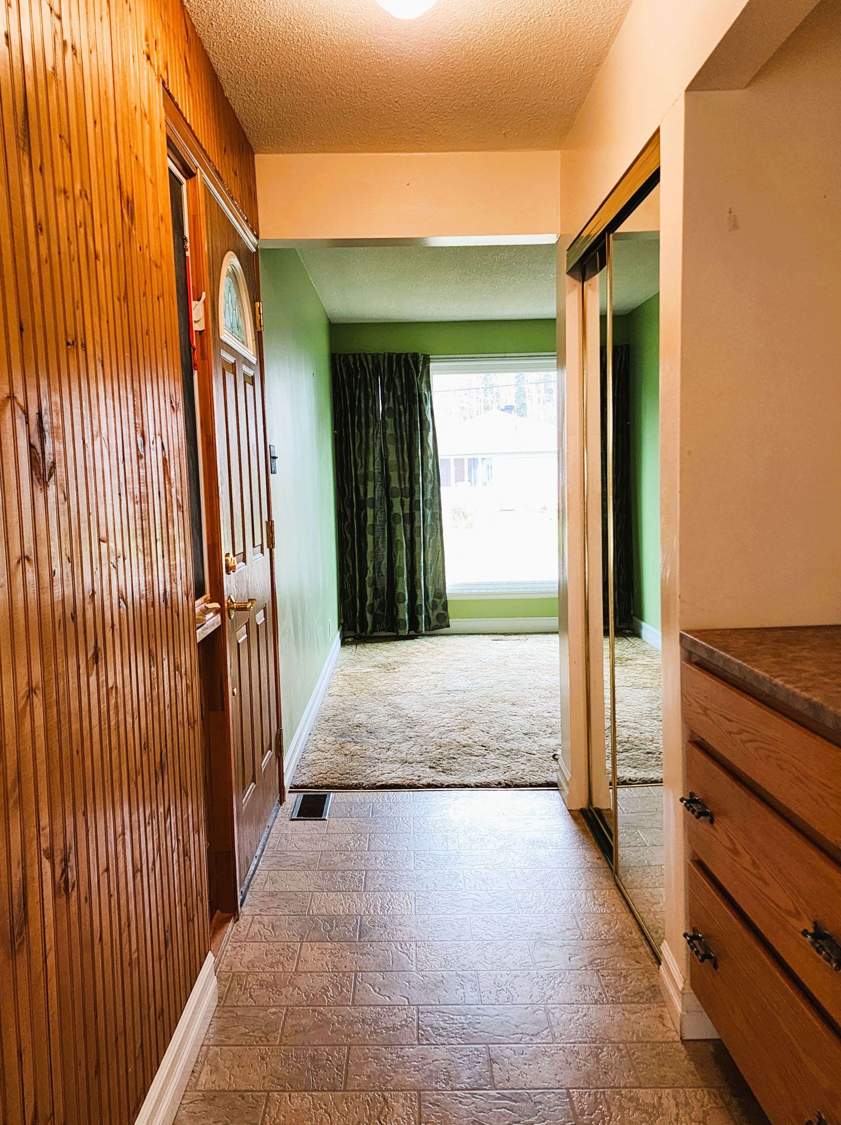 Kirkland Lake, ON P2N 3G2,137 Main ST