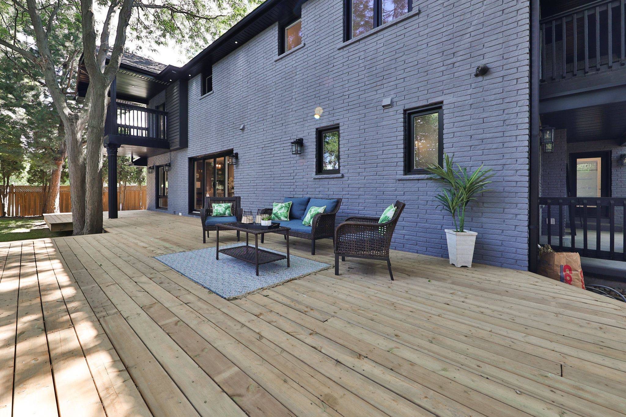 Oakville, ON L6J 5V4,2309 Dunedin RD