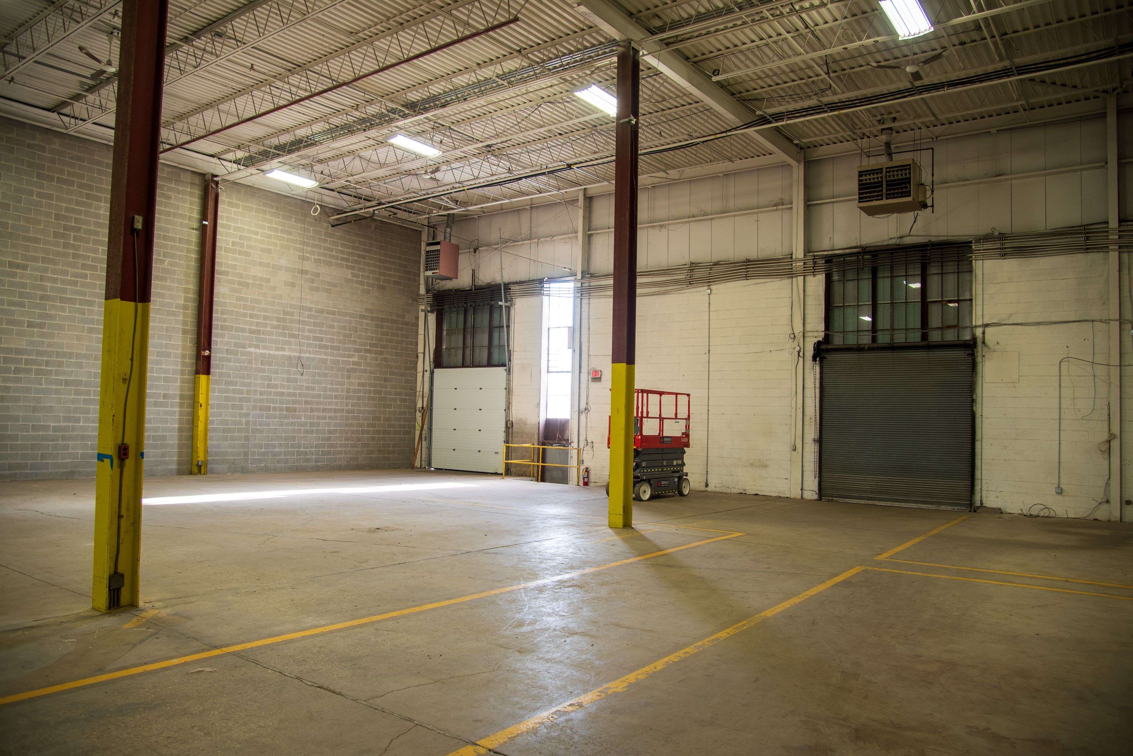 Toronto W05, ON M9L 1R5,5145 Steeles AVE W #Unit 1